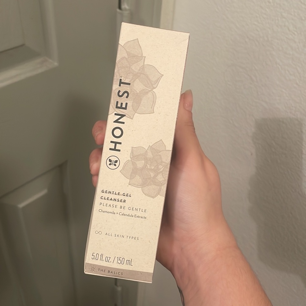 Unopened Honest Gentle Gel Cleanser